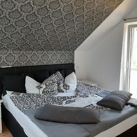 Haus Am Hang; Ferienwohnung Fernblick Stolberg  Kültér fotó