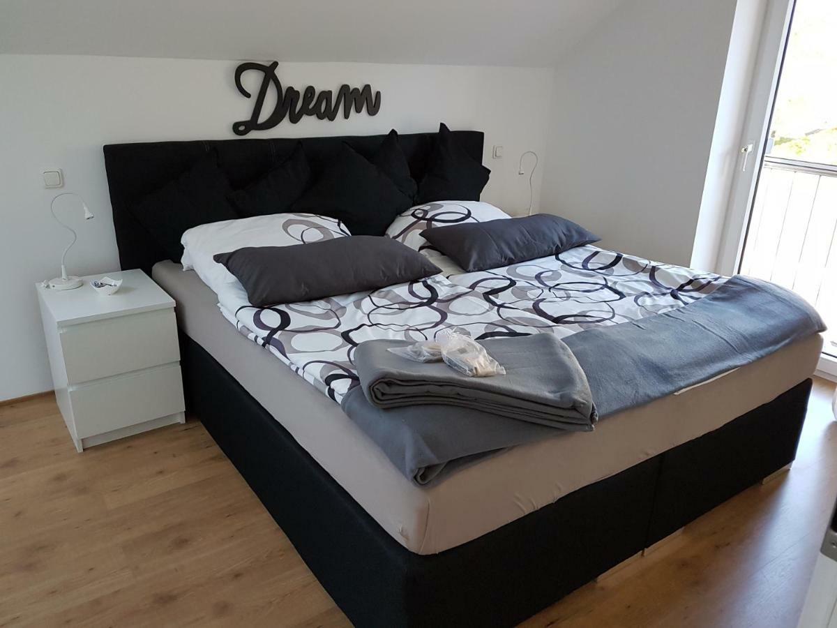 Haus Am Hang; Ferienwohnung Fernblick Stolberg  Kültér fotó